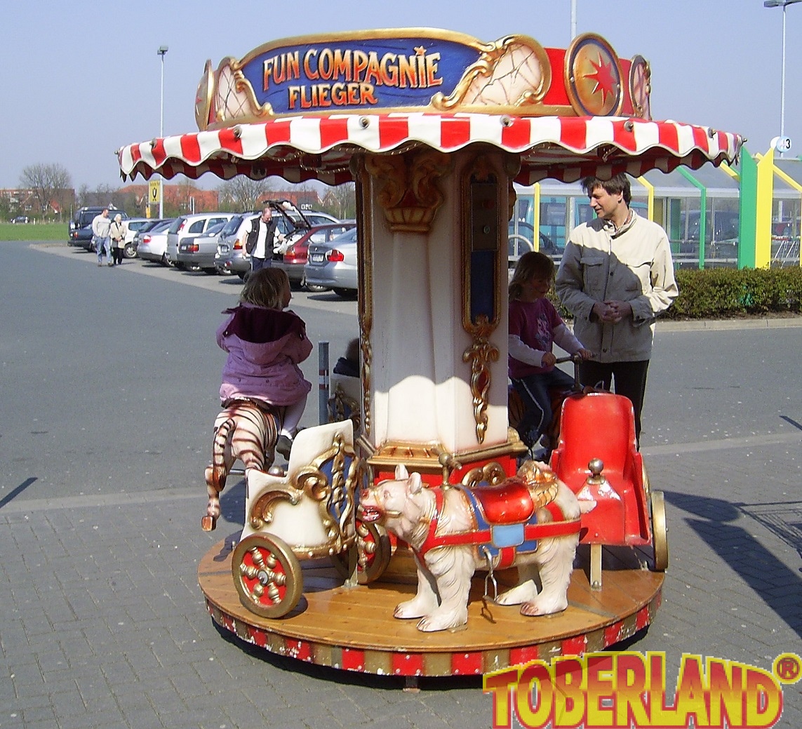 Nostalgie Karussell schnell & direkt bei Toberland.de mieten › Toberland.de